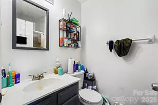6223 Rosecroft Dr, Charlotte, NC 28215 - Photo 22