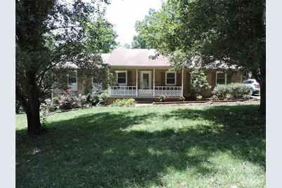 523 Boxwood Street, Hudson, NC 38638 - Photo 2