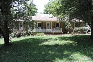 523 Boxwood St, Hudson, NC 38638 - Photo 2
