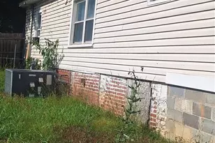 731 E 3rd Ave, Gastonia, NC 28054 - Photo 4