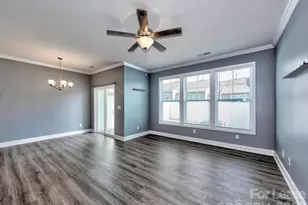 915 Emma Kate Ct, Lake Wylie, SC 29710 - Photo 8