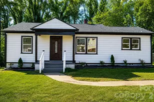204 22nd Ave NE, Hickory, NC 28601 - Photo 1