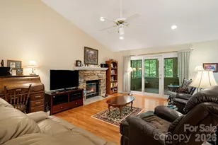 1851 Riverview Ct, Hendersonville, NC 28739 - Photo 10