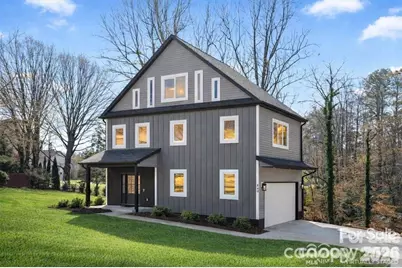 543 30th Avenue NW, Hickory, NC 28601 - Photo 1