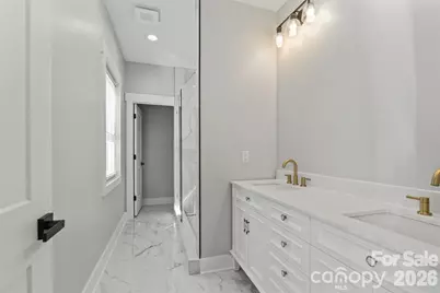 543 30th Avenue NW, Hickory, NC 28601 - Photo 14