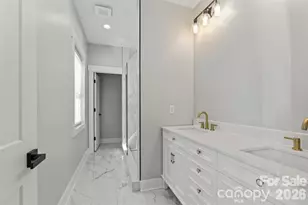 543 30th Ave NW, Hickory, NC 28601 - Photo 14