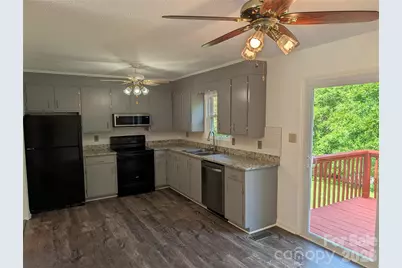 3822 Newhall Drive NW, Conover, NC 28613 - Photo 8