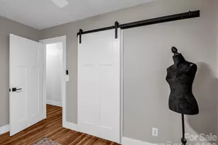 395 E Howard St, Tryon, NC 28782 - Photo 26