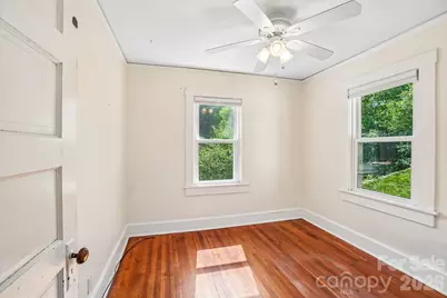 31 Clay Street, Asheville, NC 28806 - Photo 10