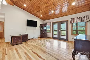 168 Barefoot Cv, Burnsville, NC 28714 - Photo 14