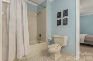 425 Sondley Woods Pl, Asheville, NC 28805 - Photo 28