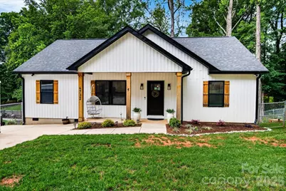 4732 Birchwood Court, Gastonia, NC 28056 - Photo 2