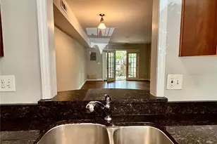 1207 Green Oaks Ln, Charlotte, NC 28205 - Photo 8