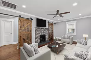 307 E Peterson Dr, Charlotte, NC 28203 - Photo 2