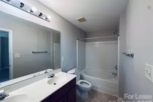 940 Tiger Ln, Charlotte, NC 28262 - Photo 14