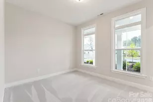 4213 Pinekirk Dr, Charlotte, NC 28269 - Photo 6
