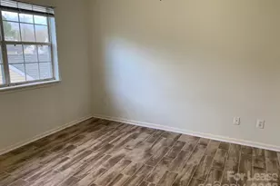 5745 Prescott Ct, Charlotte, NC 28269 - Photo 6