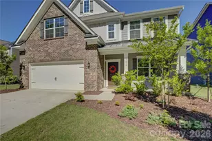 17812 New Mark Ave, Charlotte, NC 28278 - Photo 2