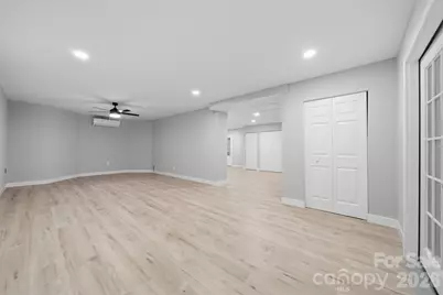 1245 34th Avenue NE, Hickory, NC 28601 - Photo 32