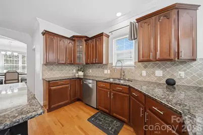 1245 34th Avenue NE, Hickory, NC 28601 - Photo 12