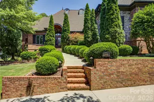 16946 Ashton Oaks Dr, Charlotte, NC 28278 - Photo 2