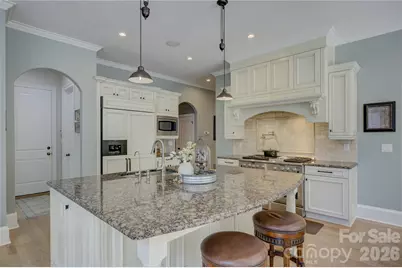 16946 Ashton Oaks Drive, Charlotte, NC 28278 - Photo 10