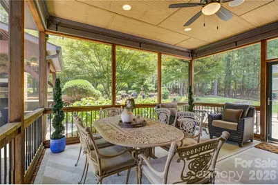 16946 Ashton Oaks Drive, Charlotte, NC 28278 - Photo 20