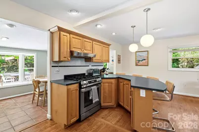 7 Woodbury Road, Asheville, NC 28804 - Photo 10