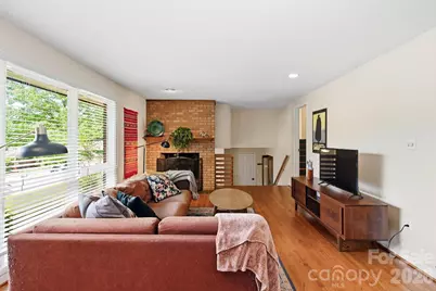 7 Woodbury Road, Asheville, NC 28804 - Photo 6