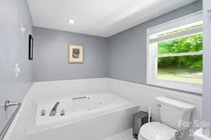 7 Woodbury Rd, Asheville, NC 28804 - Photo 22