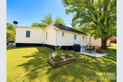 1406 W Walnut Avenue, Gastonia, NC 28052 - Photo 10