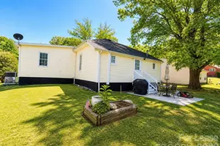 1406 W Walnut Ave, Gastonia, NC 28052 - Photo 10