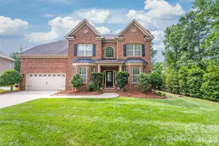 4606 Pebble Run Dr, Matthews, NC 28105 - Photo 2