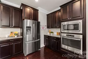 4606 Pebble Run Dr, Matthews, NC 28105 - Photo 14