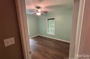 319 Glenn Bridge Rd, Arden, NC 28704 - Photo 2