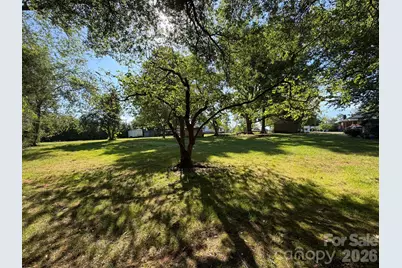 3070 W Main Street, Claremont, NC 28610 - Photo 10