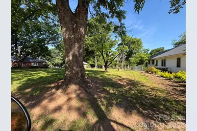 3070 W Main Street, Claremont, NC 28610 - Photo 2