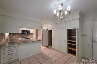 687 A Carlton Dr, Gastonia, NC 28054 - Photo 22