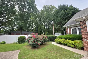 687 A Carlton Dr, Gastonia, NC 28054 - Photo 10