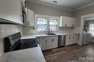 409 N 12th St, Bessemer City, NC 28016 - Photo 8