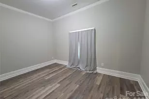 409 N 12th St, Bessemer City, NC 28016 - Photo 14