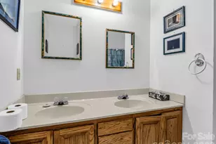 385 Park St, Columbus, NC 28722 - Photo 32