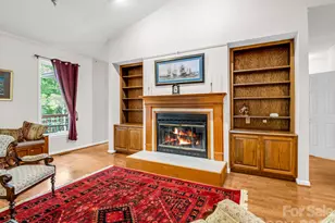 385 Park St, Columbus, NC 28722 - Photo 8