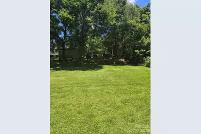 156 S Caldwell Avenue, Newton, NC 28658 - Photo 10