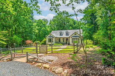 9131 N Pine Hill Lane, Charlotte, NC 28215 - Photo 4
