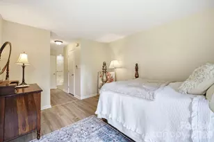 2500 Stradbrook Dr, Charlotte, NC 28210 - Photo 16