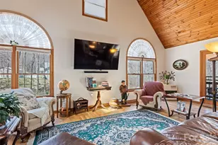 89 Stump Ln, Maggie Valley, NC 28751 - Photo 4