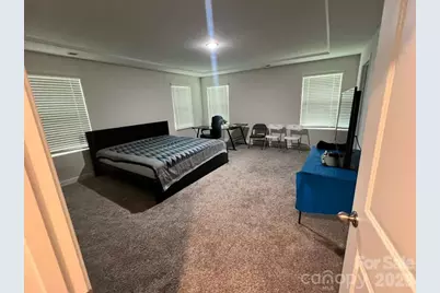11908 Redleaf Drive, Charlotte, NC 28215 - Photo 14