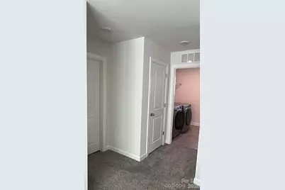 11908 Redleaf Drive, Charlotte, NC 28215 - Photo 22