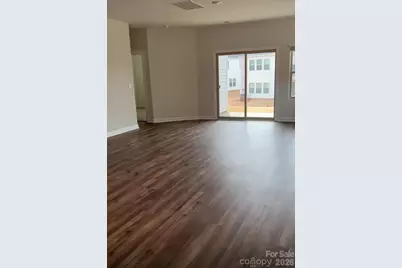 11908 Redleaf Drive, Charlotte, NC 28215 - Photo 8